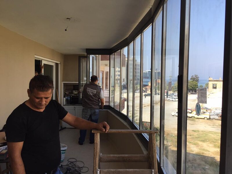 Rom Decor - Usi, ferestre si sisteme din sticla, Bucuresti